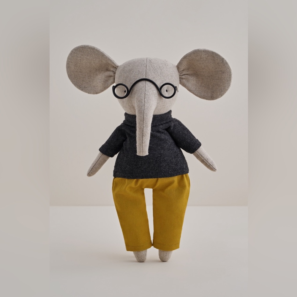 NWT COZYMOSS elephant - boy